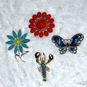 Beautiful vintage brooches bundle
